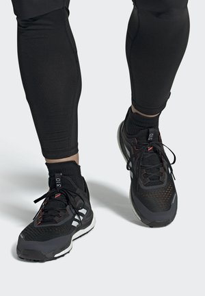 TERREX AGRAVIC FLOW SCHUH - Nøytrale løpesko - black