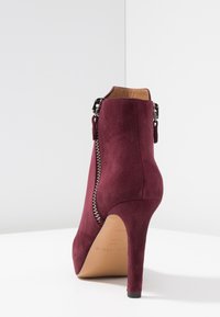 Pura Lopez Botines de tacón - bordeaux