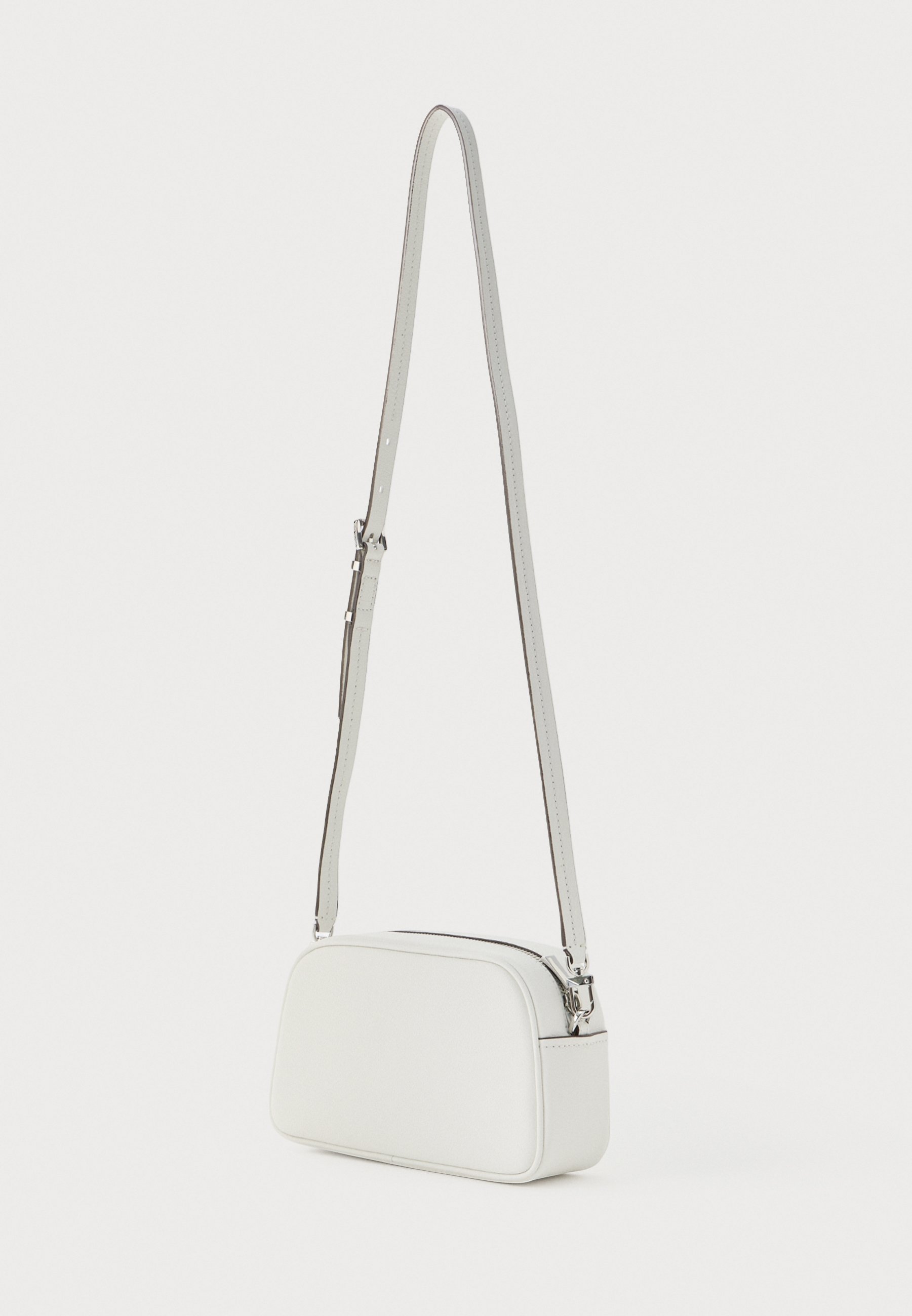 MICHAEL KORS ✨ホワイト  ミニショルダーバッグ Michael Kors Bryant Small Conv Crossbody | Oxygen Clothing