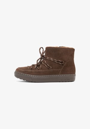 Brown suede ankle boot with thick rubber sole and looped laces, featuring warm inner lining and side stitching details.