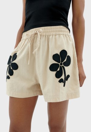 GERANIO - Short - cream