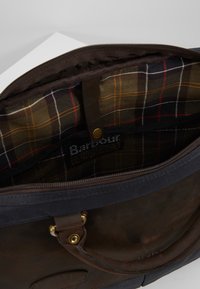 Barbour Pasta - navy