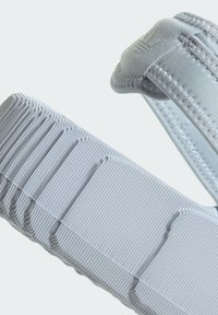 adidas Originals ADILETTE 22 XLG - Platform sandals - halo blue cloud white