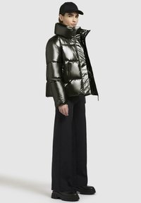 khujo RINJA SHINY - Zimska jakna - dark green