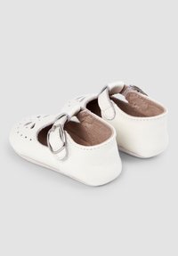 JoJo Maman Bébé Riemchenballerina - white