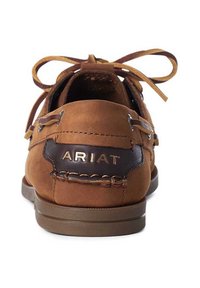 Braune Lederbootsschuh mit runder Zehenform, Schnürdesign, kontrastierenden dunkelbraunen Akzenten und "ARIAT"-Markierung in metallic-gold auf der Ferse.