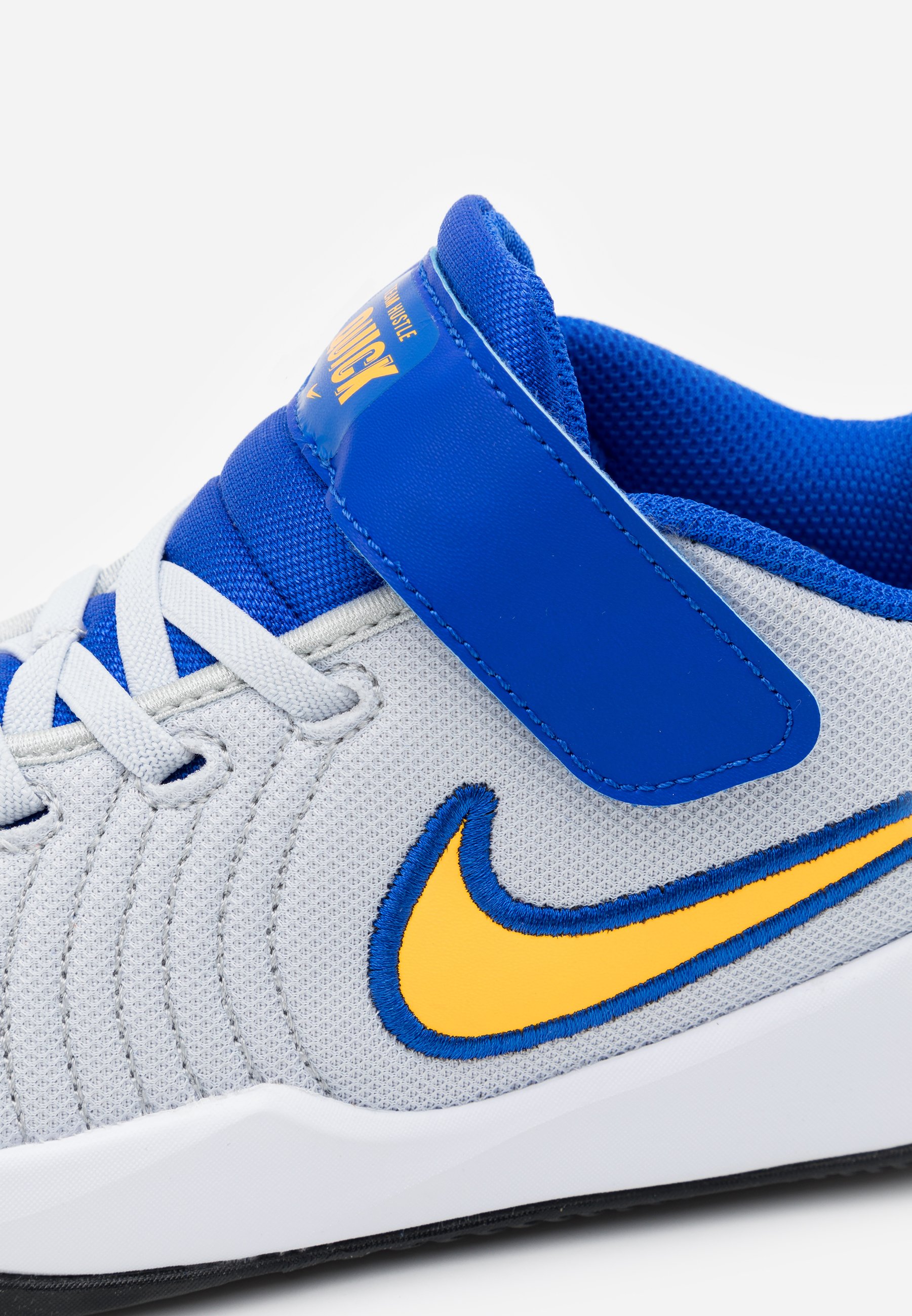nike team hustle quick blue