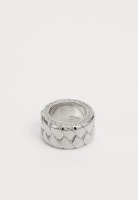 Selected, silver-coloured