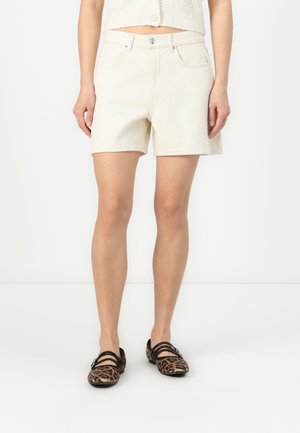 ONLVENUS BOX - Shorts di jeans - ecru