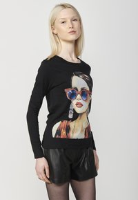 Koroshi Top s dlhým rukávom - black
