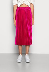 YAS Saia plissada - pink yarrow