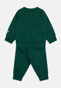 adidas Originals CREW INFANT UNISEX SET - Collegepaita - collegiate green/semi spark