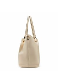 Borsa tote in pelle beige con finitura texture, due manici superiori e dettagli in hardware dorato per la chiusura e il design.