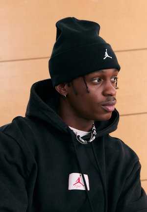 Jordan PEAK BEANIE - Huer - black/(white)