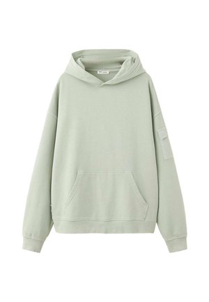 Sudadera con capucha de color verde claro con bolsillo frontal, mangas largas, puños acanalados y un pequeño bolsillo parche en la parte superior de la manga izquierda.