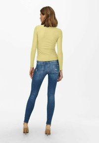 ONLY ONLEMMA - Striktrøje - straw