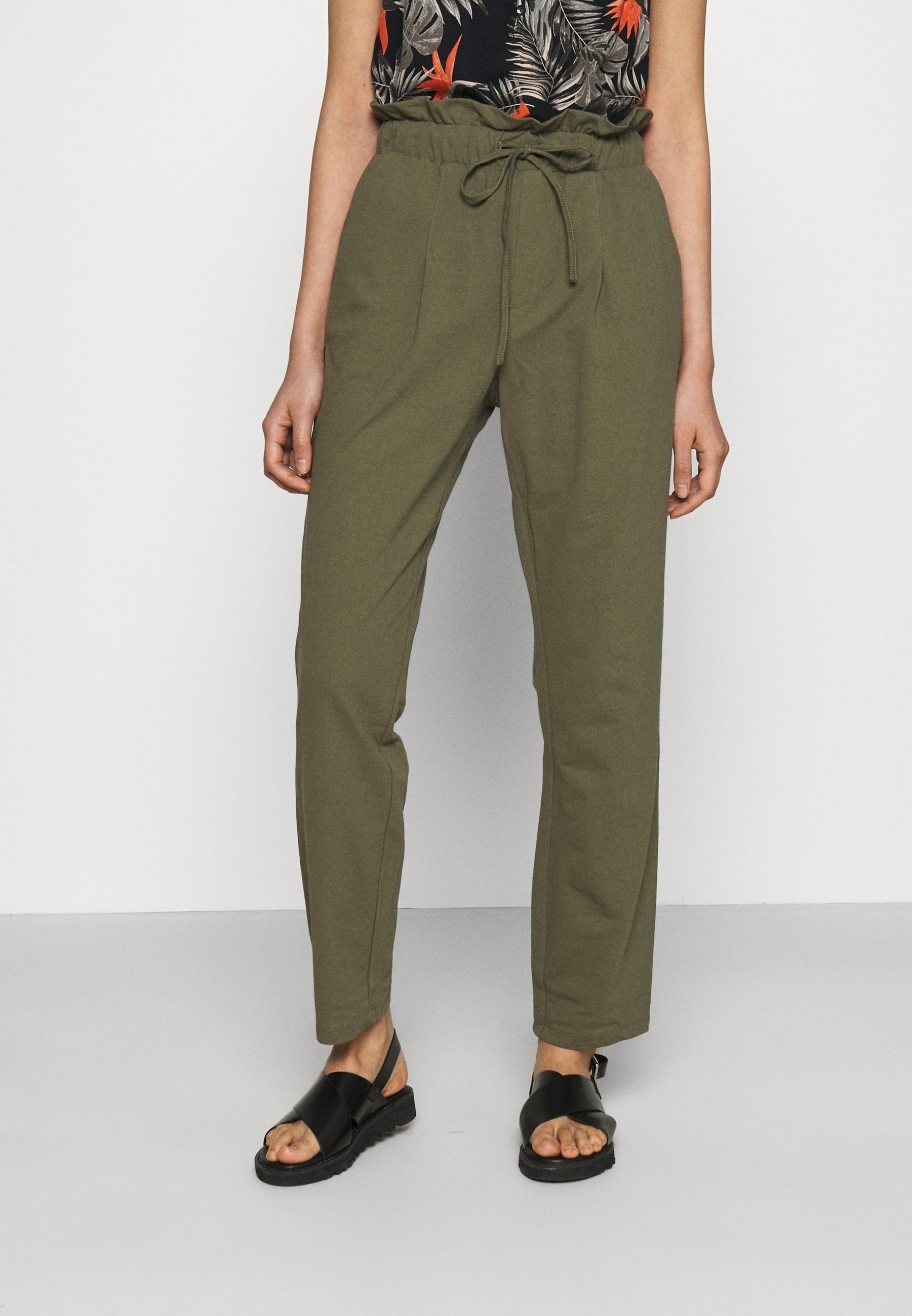ONLY ONLKIRAS LIFE PANTS - Pantalones - kalamata/caqui - Zalando.es