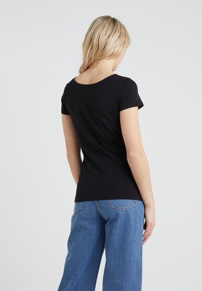 Filippa K SCOOP NECK TOP - T-shirts - black