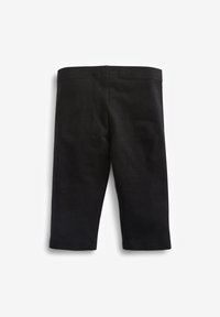 Schwarze Baumwollshorts mit glatter Textur, mittellanger Schnitt bis zur Oberschenkelmitte und elastischem Bund. Keine sichtbaren Taschen oder auffälligen Muster.