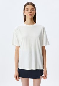 T-shirts basic - beige