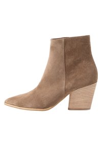 Ruskean mokkanahkaiset nilkkurit, joissa on terävä kärki, ribatusta pinnoitetusta korosta ja sileä ulkoasu.