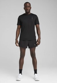 Puma LAUFT MIT GRAFIK - Camiseta deportiva - black