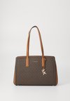 LAILA MD TOTE - Τσάντα χειρός - brown/acorn