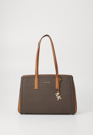 Braune Handtasche mit Muster und tanfarbenen Lederakzenten, zwei Griffen und charmantem goldenen Hardware-Element. Strukturiert und mit Reißverschlussverschluss.