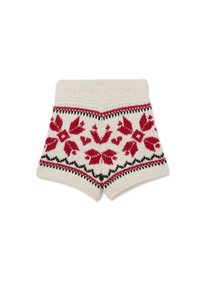 Shorts de punto en color crema con patrones florales rojos. Detalles en negro en el dobladillo y la cinturilla. Textura suave, forma casual y diseño decorativo.