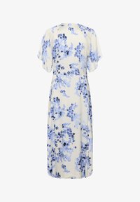 Valitud, blue shadow flower