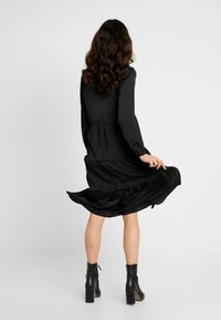 JDY Robe de jour - black