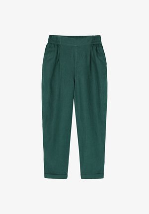 Pantalones de lino verde ligero con cintura elástica, piernas ajustadas y puños doblados. Textura suave sin patrones visibles.