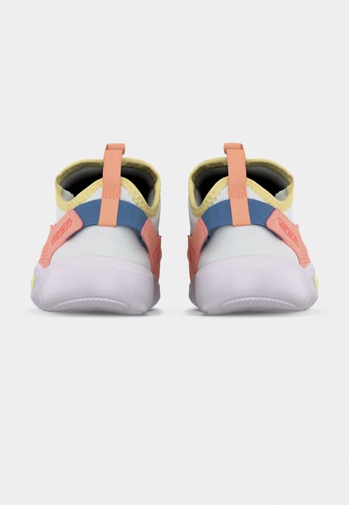 Nike FLEX RUNNER 4 TD UNISEX - Road running shoes - summit white/life lime/arctic orange/hot lava/glacier blue/work blue — photo 4