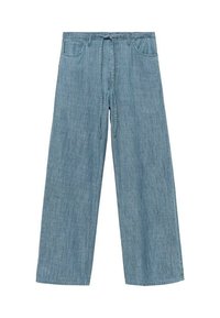 Pantalon large bleu clair en tissu texturé avec des rayures blanches verticales. Il présente une taille à cordon de serrage et des poches avant.