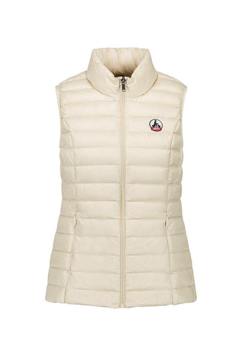 Gilet rembourré beige avec un col montant, une fermeture éclair à l'avant et des poches latérales. Présente un petit logo sur la poitrine et une texture matelassée.