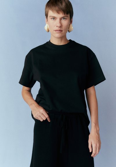 By Malene Birger TEVANA - Kalhoty - black