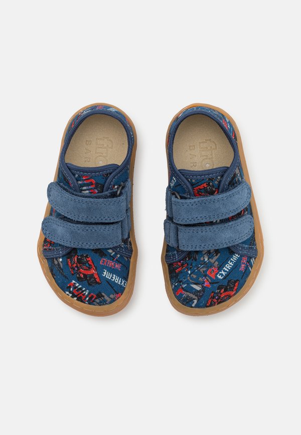 BAREFOOT  - Slippers3