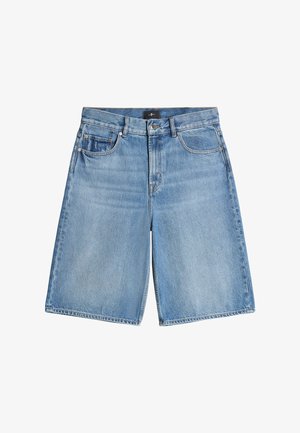 Lyseblå denimshorts med avslappet passform, med knappestenging, beltehemper og fire lommer. Glatt tekstur med en falmet finish.