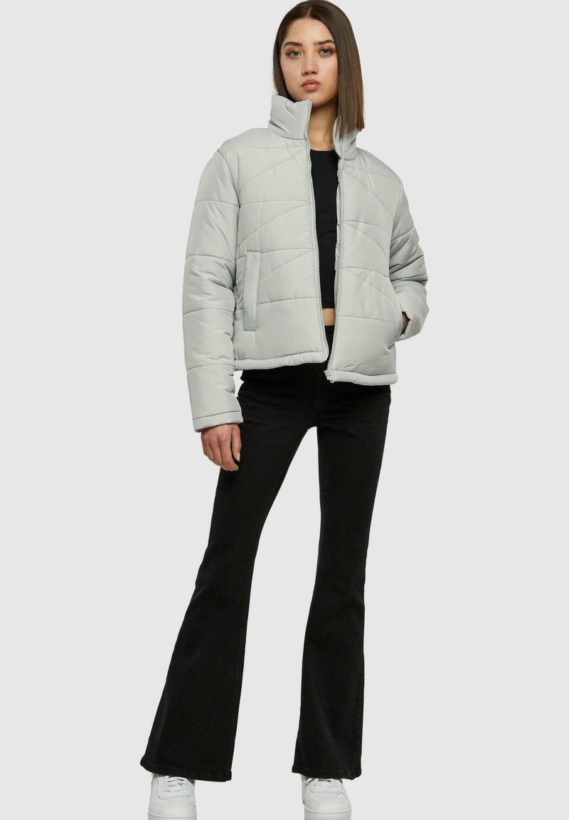 Urban Classics Arrow Puffer Vest - Gilet Imbottito Uomo Con Tasche E Cerniera, Colore Sabbia, Taglia 5XL