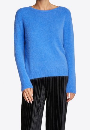 Sweter
