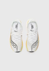 Saucony ENDORPHIN ELITE 2 UNISEX - Road running shoes - white/peel