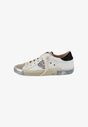 Philippe Model, PRSX LOW WOMAN - Skate shoes - blanc noir