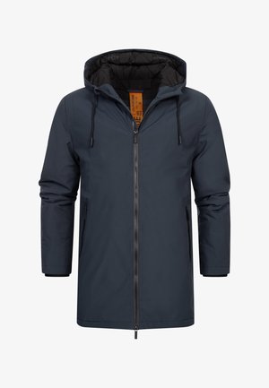 Chaqueta de invierno con capucha en color azul marino, con cremallera al frente, dos bolsillos laterales y forro acolchado negro. Presenta cordones ajustables en la capucha.