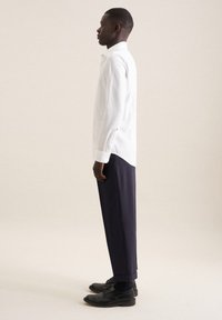 Seidensticker BUSINESS - Camicia elegante - white