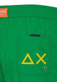 Sun68 MACRO LOGO - Shorts da mare - verde