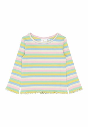 Bluzka z długim rękawem w paski w pastelowych kolorach: zielonym, różowym, żółtym i niebieskim. Prążkowana struktura z falbankami na dole i mankietach. Okrągły dekolt.