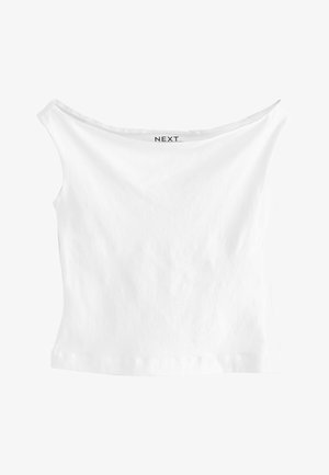 Débardeur en coton blanc avec encolure large, manches courtes et silhouette ajustée. Présente une texture lisse et des détails de couture minimaux.