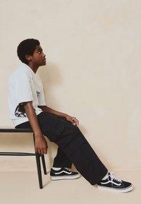 Next REGULAR FIT - Pantaloni cargo - black