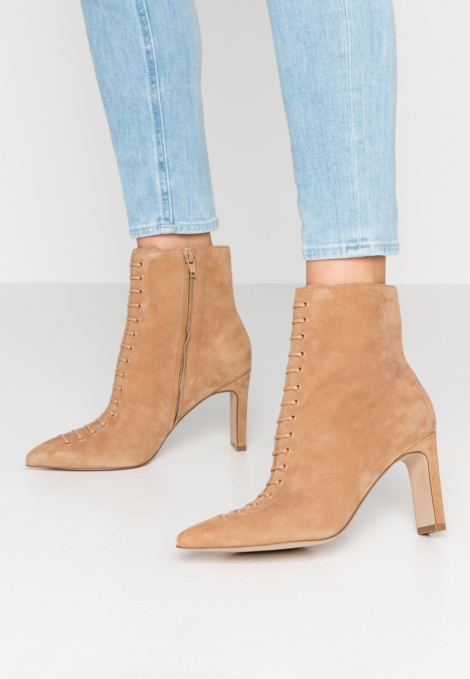 KIOMI Korte laarzen beige Zalando.nl KIOMI Korte laarzen beige Zalando.nl