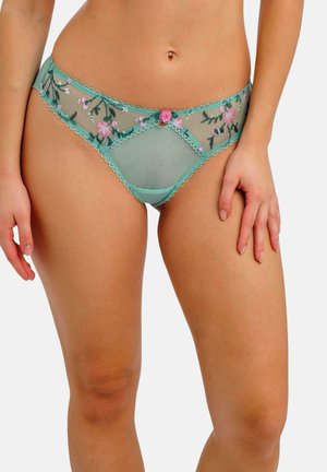 Mintunvihreä verkkomallinen bikini, jossa on pinkkiä ja vihreää kukkaistikkausta, aaltoileva reuna ja koristeellinen pinkki nappi keskellä.